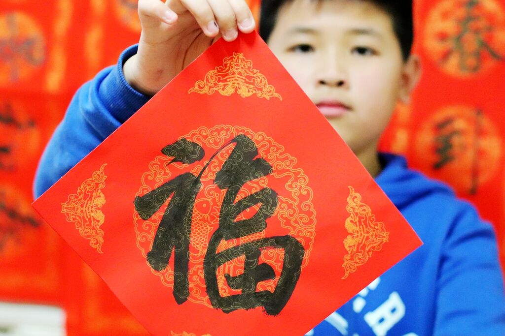 倡導(dǎo)就地過年，應(yīng)更科學(xué)精準
